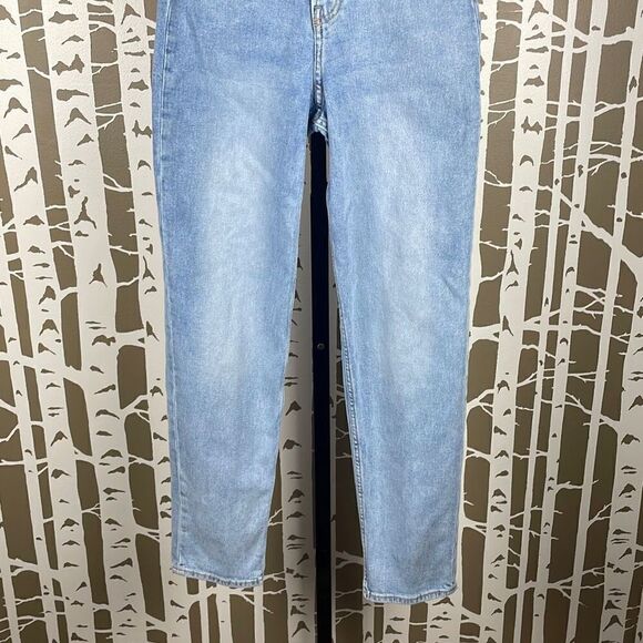 Divided H&M Ultra High Rise Straight Jeans 0 - Picture 8 of 10
